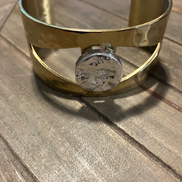 🌸Cuff Bracelet - Picture 5 of 6